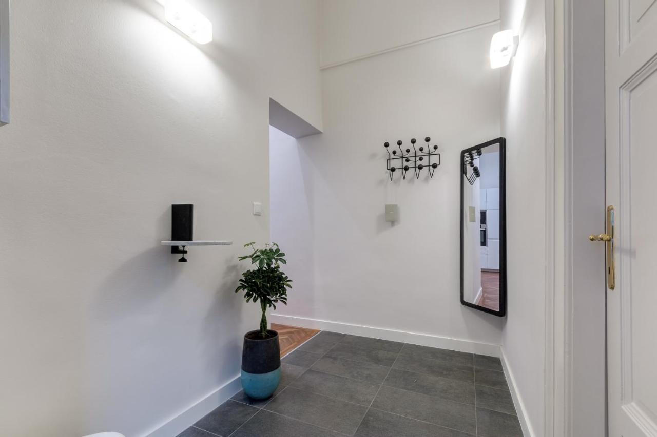 Central Basilica Apartman Budapest Exterior foto